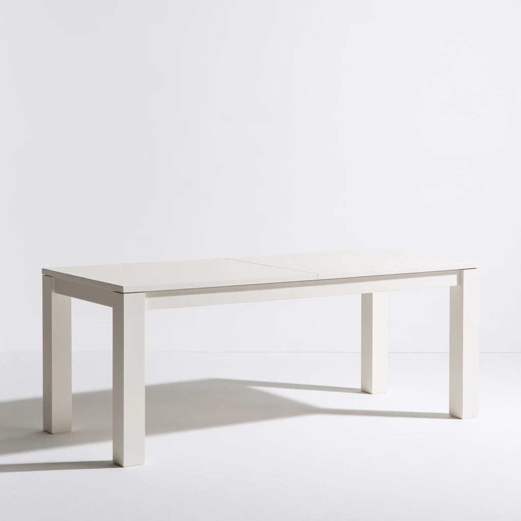 Table à manger en bois, coloris blanc